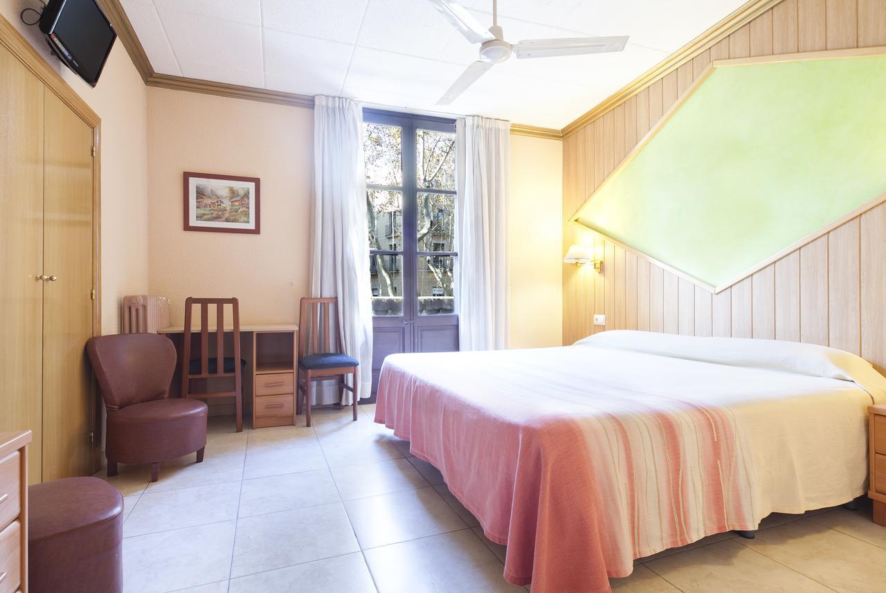 Hotel Fornos Barcelona Buitenkant foto